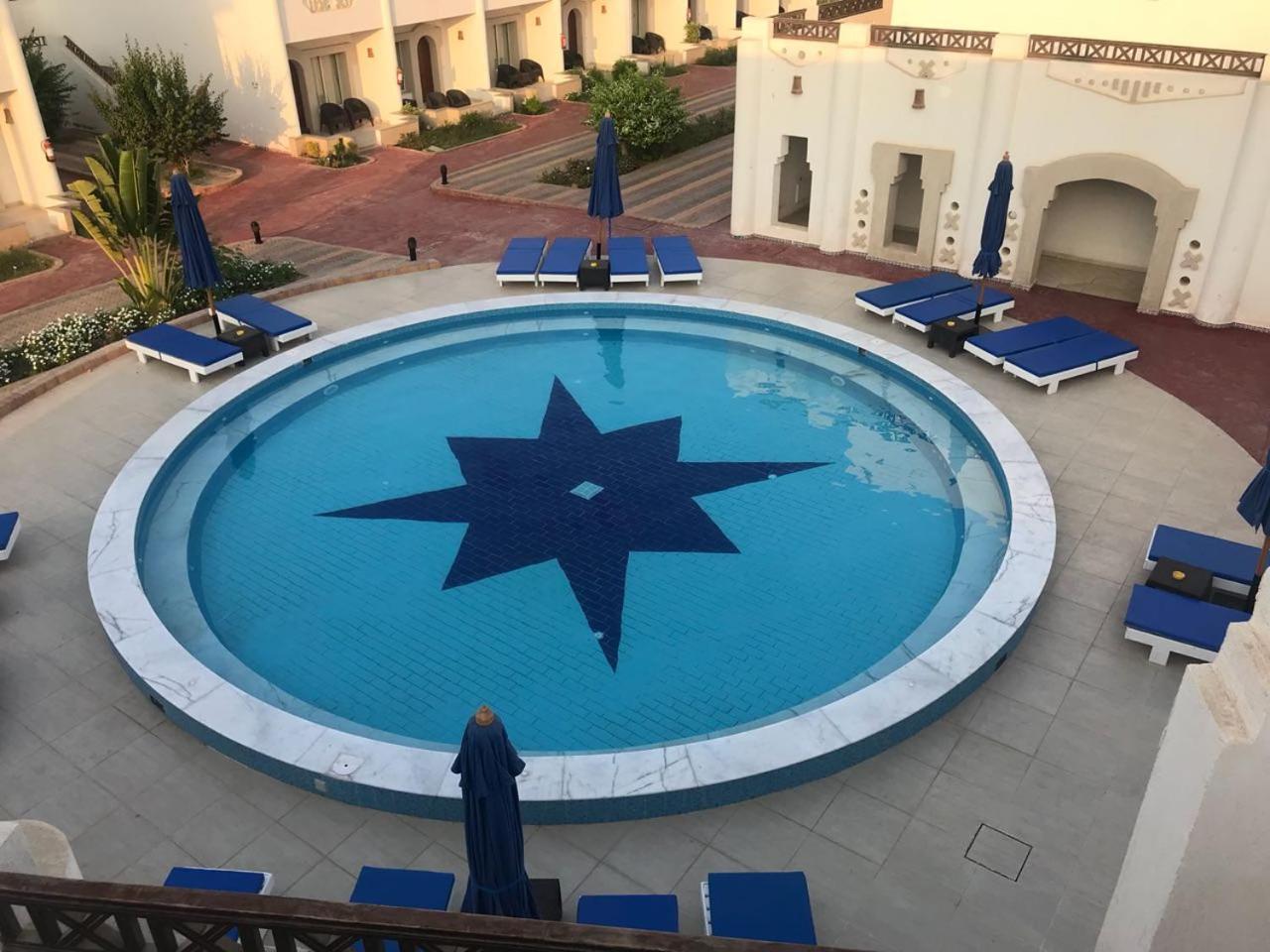 Tivoli Aqua Park אתר נופש 4*